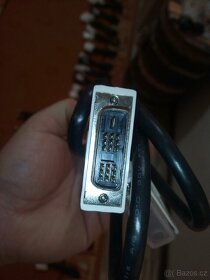 Dvi kabely 20ks - 2