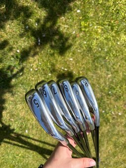 Titleist T-200 železa 5-P - 2