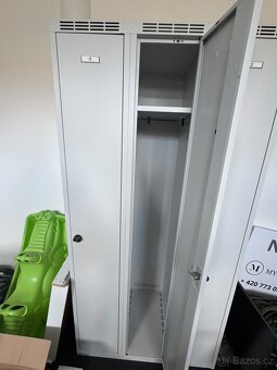 Prodám kovovou skříň - 2