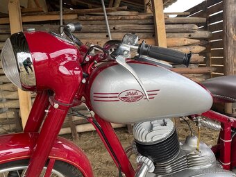 Jawa pérák 250 - 2