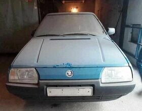 ŠKODA FAVORIT 135L - 2