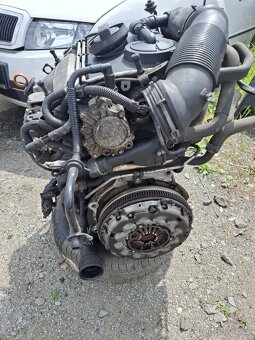 Motor AZV 103 kW - 2