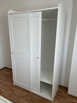 Skříň HAUGA IKEA bílá - 2
