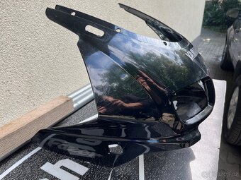 Yamaha Fazer FZS 600-přední maska - 2