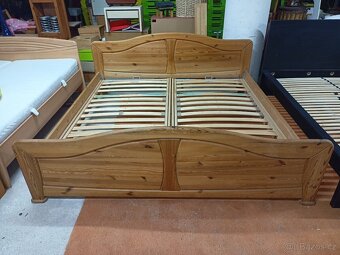 Prodám hezké letiště z masivu 200 x 200 cm - 2