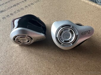 Sluchátka do uší IEM EPZ P50 - 2