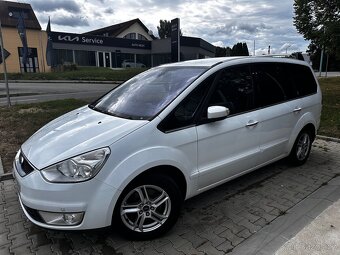 Ford Galaxy 2.2 tdci - 7 míst - 2