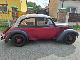 Predvalecny automobil DKW SONDERKLASS - 2