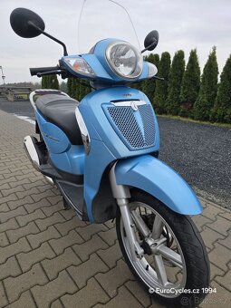 Aprilia Scarabeo 125i Light, 2012 - 2