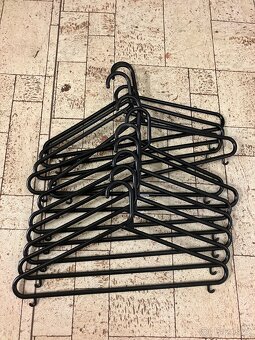 Plastová ramínka - 2