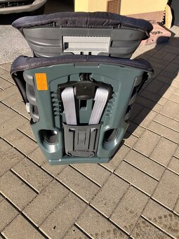 Dětská autosedačka - 2