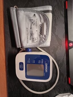 Tlakoměr Omron M2 - 2