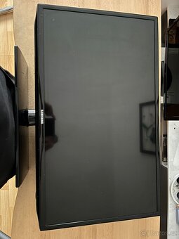Televize 32" Samsung UE32EH5300 - 2
