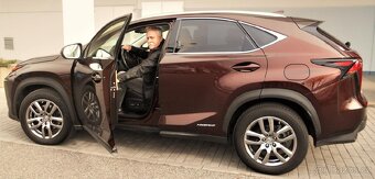 Prodám LEXUS NX 300h - 2