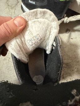 Brusle Reebok 35velikost - 2