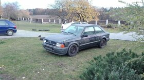 Ford escort MK4 náhradní díly - 2