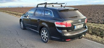 Avensis Kombi - 2