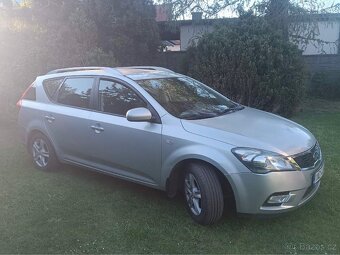 Kia Ceed 2010, 1.6 benzin - 2