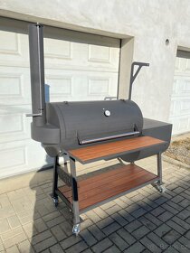 BBQ americky gril - Smoker - 2