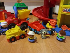 garáž + servis/myčka Little People, Fisher Price - 2