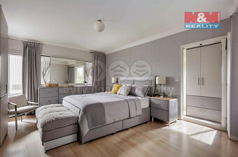 Prodej rodinného domu, 330 m², Psáry, ul. Na Lukách - 2