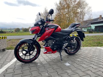 Suzuki gsx s 125 ccm - 2