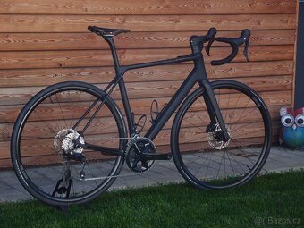 Carbon endurance/cestný kolo 2025, Shimano 105 2x12, M, 8kg - 2