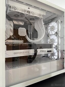 GIGABYTE AORUS GeForce RTX 5080 MASTER ICE 16G - 2