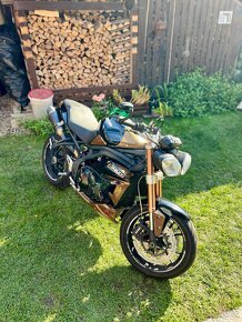 Triumph Speed triple - 2
