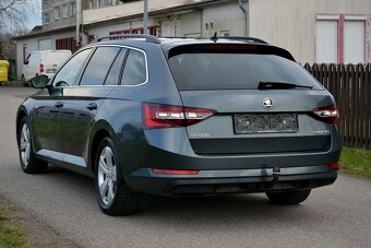 Škoda Superb 2.0 TDI 110kW Ambition Navi DSG TOP STAV - 2
