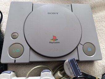PS1 PlayStation 1 FAT + Hry - 2