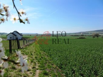 Prodej stavebního pozemku 1050m2, okr.Mladá Boleslav, možno - 2