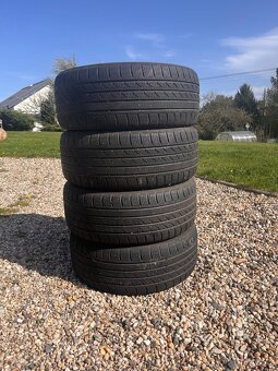 Zimní pneu 215/55 R16 - 2