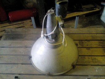 Retro velké světlo - 2