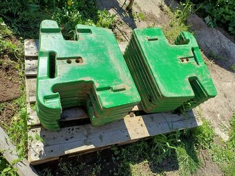 Závaží John Deere, tašky, kanystry 50kg - 2