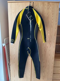 Prodam uplne novy dlouhy neopren zn Jobe - 2