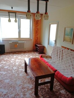 Tři 1.lůžkové pokoje v 3+1, studenti/ky, pračka, volné nyní - 2