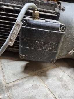 Motor /prevodovka? - 2