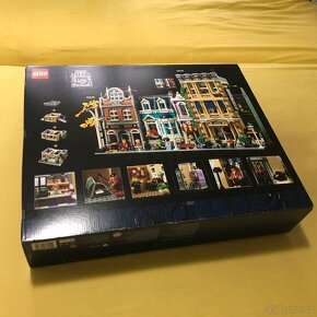 Lego 10278 Policejní stanice - 2