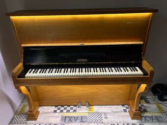 Pianino- Hofmann - 2