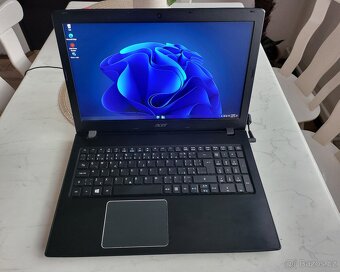 Acer Aspire E15 (E5-575G-31BT) i3 th 7 Gen. SSD 250 GB - 2