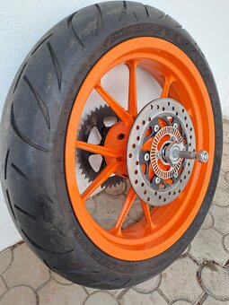 KTM 390 kolo - 2