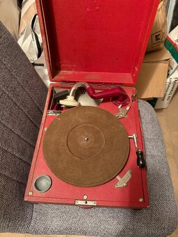 Starý gramofon Supraphon - 2