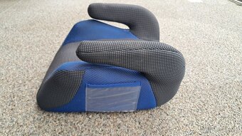 Podsedák do auta - 2