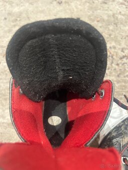 Brusle Bauer vel. 32 - 2