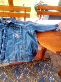 Džínová bunda. - 2