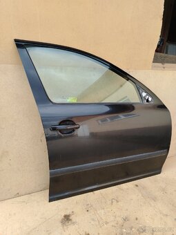 Pravé přední dveře Škoda Octavia 2 - 2