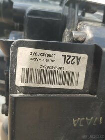 Levé přední světlo Kia Ceed - 2