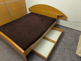 Manželská postel - 2