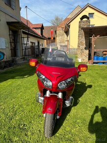 Honda GOLDWING - 2